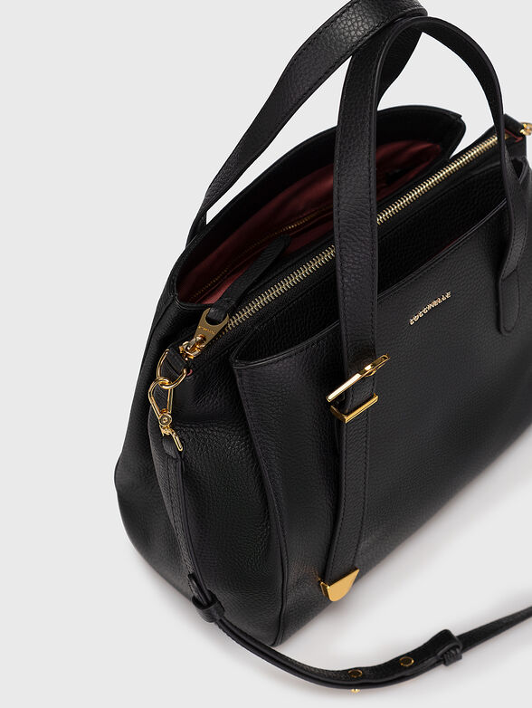 Black leather bag with golden details - 6