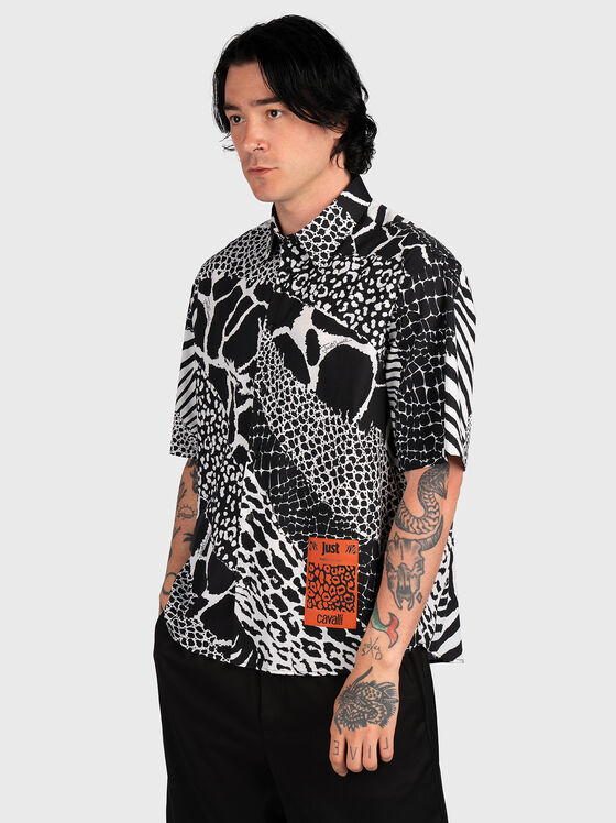 Cotton shirt with short sleeves and animal print - 1