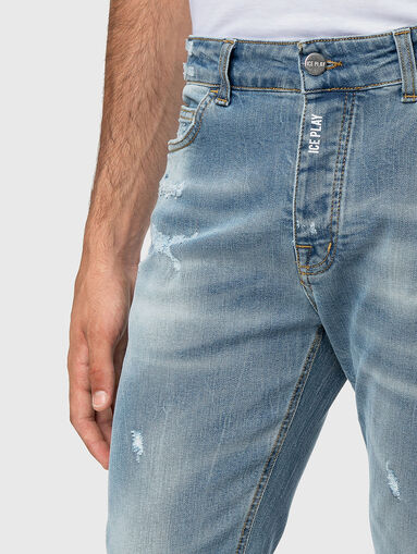 Blue jeans with logo accent - 4