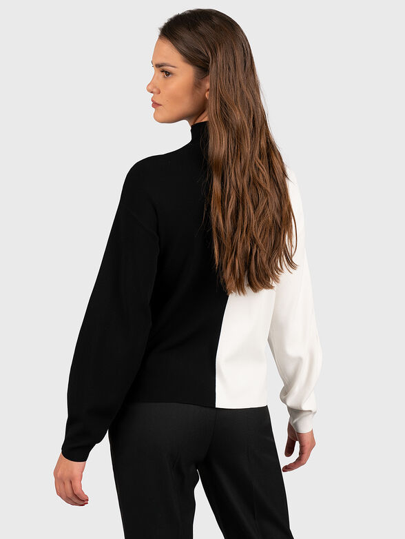 Sweater in black and white color with logo accent - 3