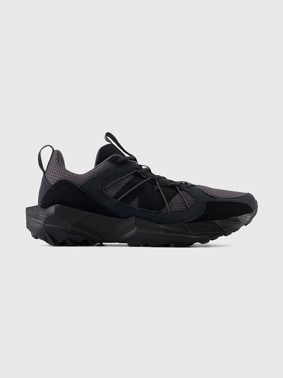 Black sports shoes - 1