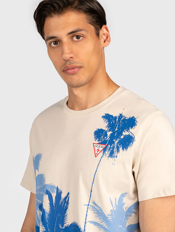Black t-shirt with tropical print - 2