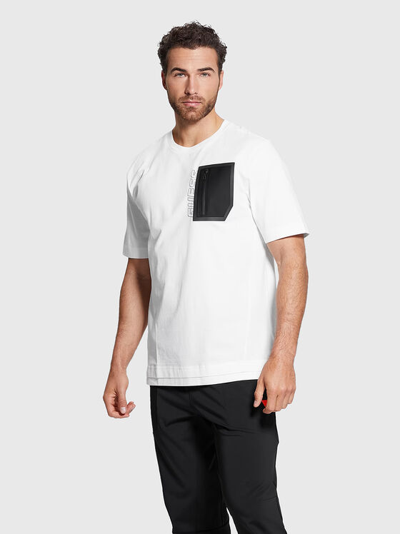 Tricou din bumbac cu buzunar - 1
