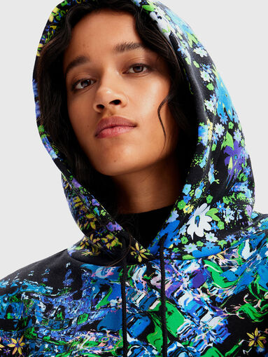 Oversized sweatshirt with floral details - 4