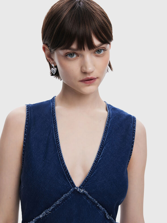 Denim dress with V-neck - 4