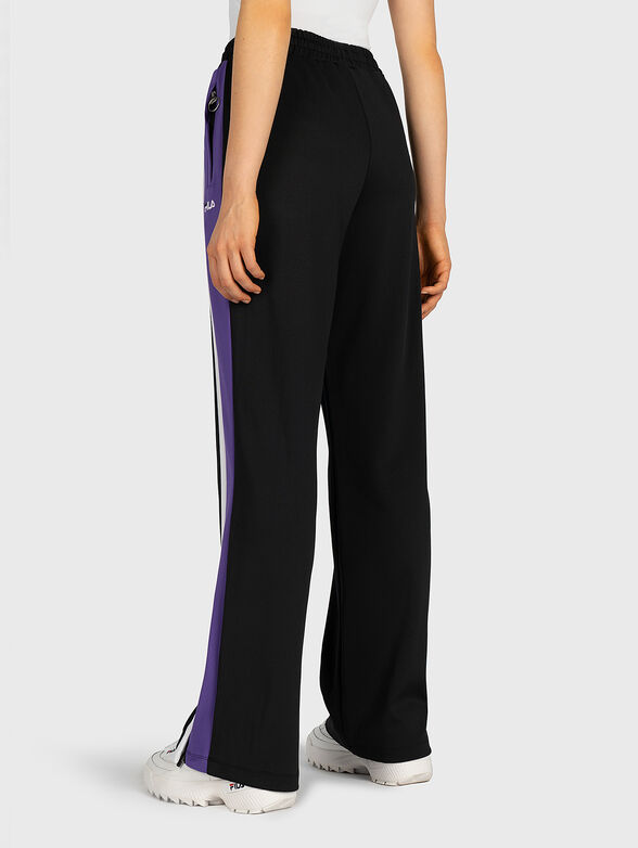BECCA Pants with contrasting details - 3