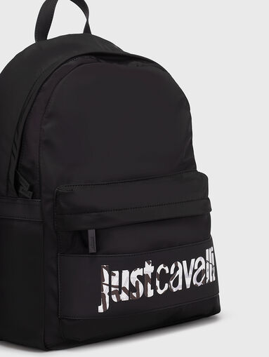 Backpack with contrasting logo accent - 4