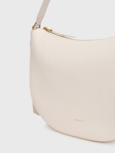 Black hobo bag with metal accent - 4