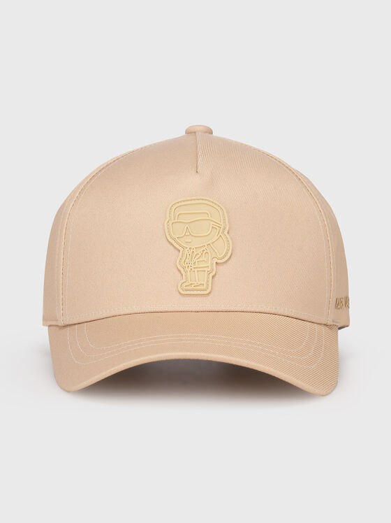 Baseball cap with logo - 1