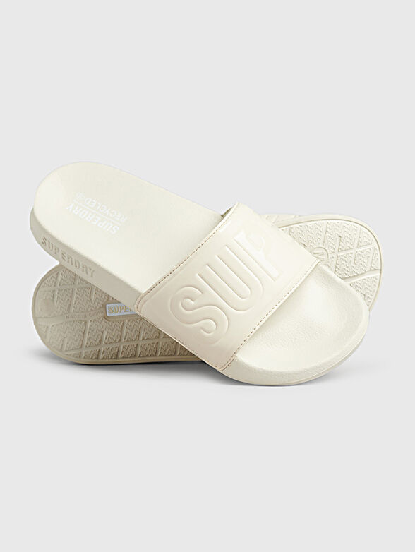 CODE CORE beach shoes - 1