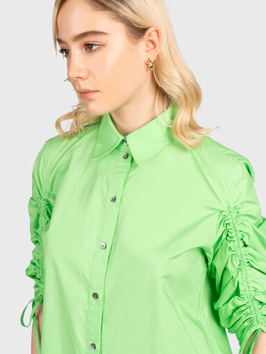Poplin shirt with accent sleeves  - 5