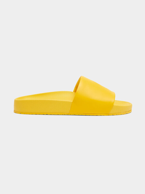 Pantofi de plajă - 1