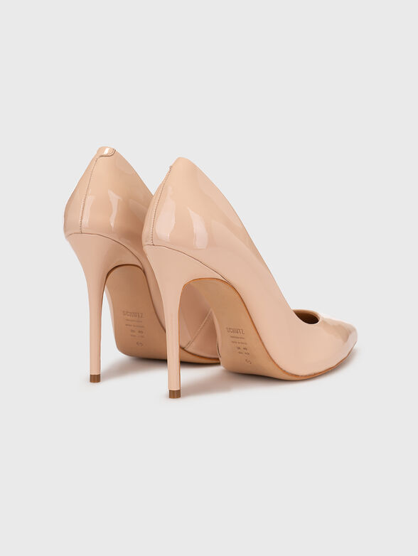 Heeled shoes in beige color - 3