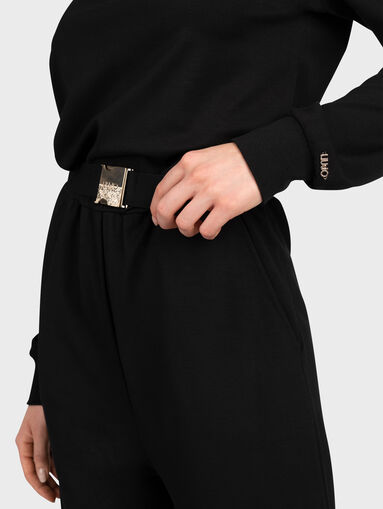 Black off-shoulder jumpsuit - 3