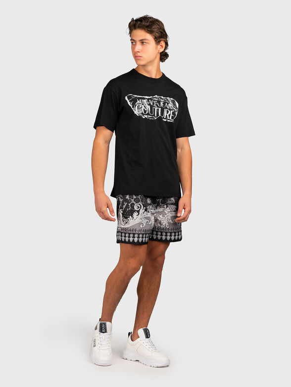 Beach shorts with print - 4