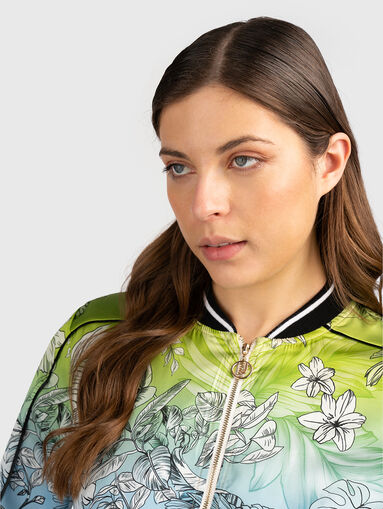 Bomber jacket with floral print - 4
