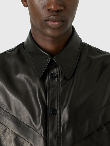 Short sleeve shirt in leather - 5