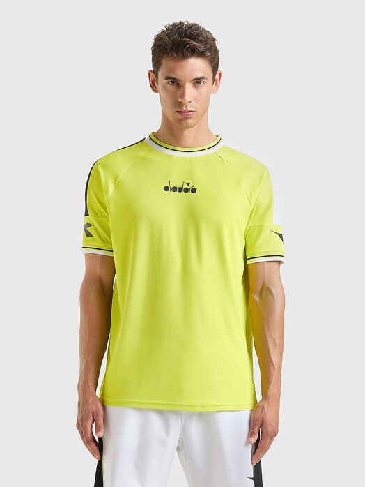 T-shirt with logo accent in green colour