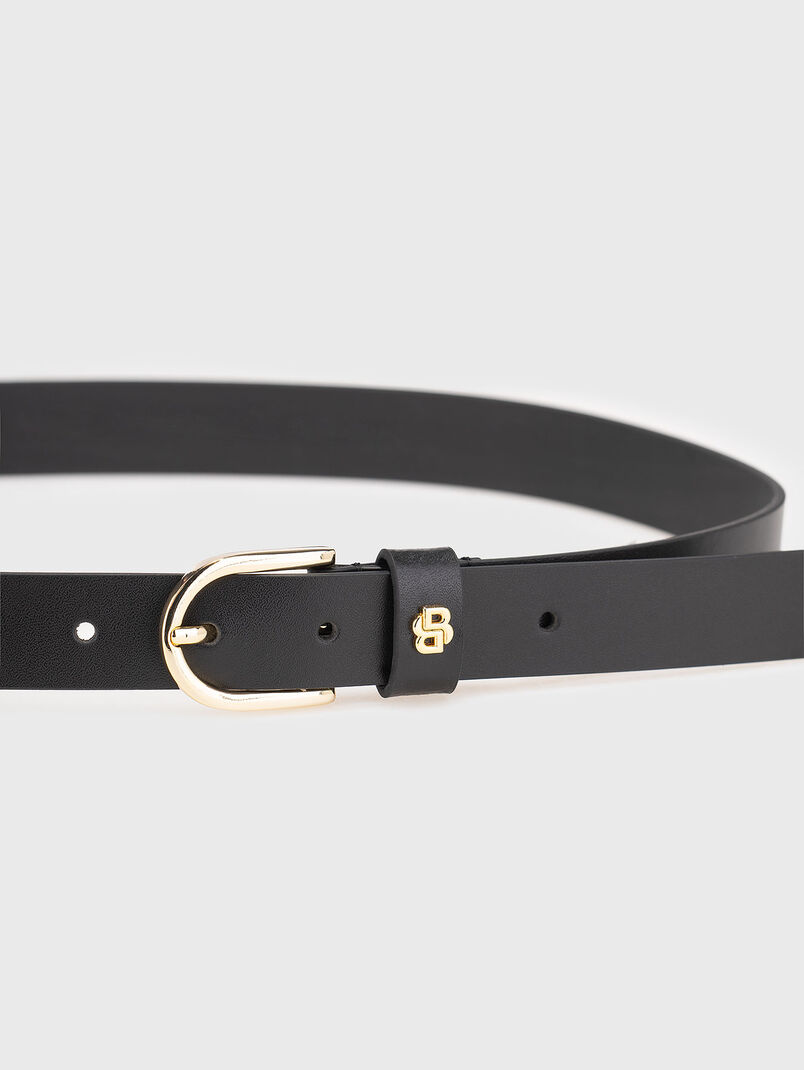 Leather belt with gold details - 3