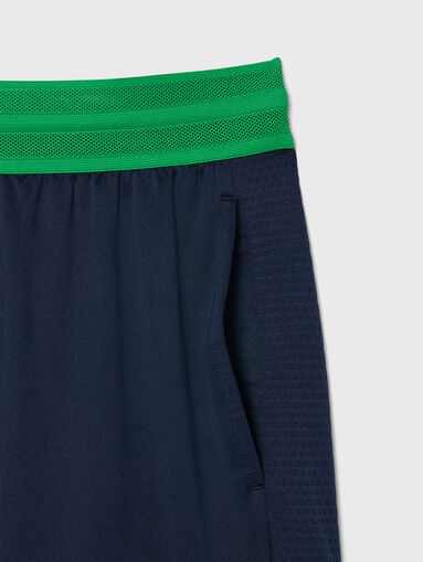 Tennis shorts with logo embroidery - 3