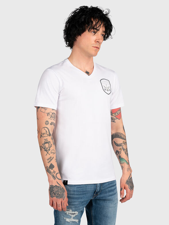 TV024 V-neck T-shirt with print  - 1