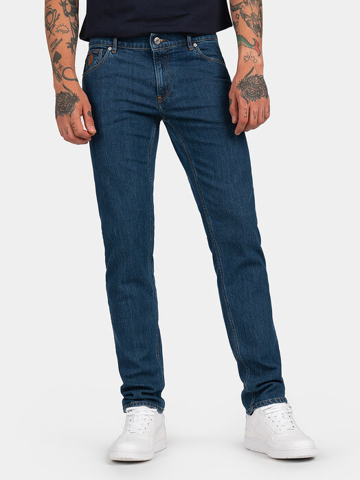 370 CLOSE blue jeans