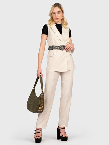 Sleeveless jacket with belt - 5