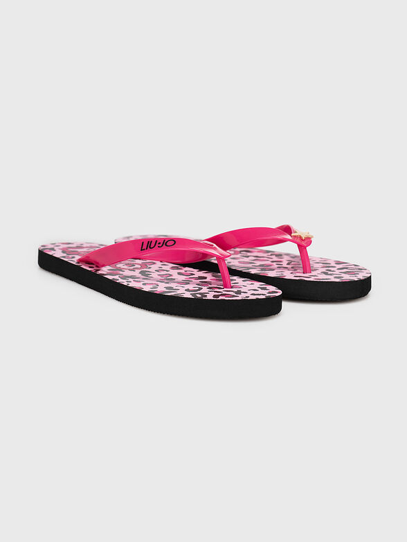 Beach flip-flop with animal print - 2