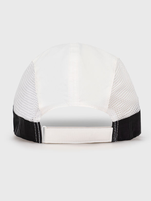 CHENNAI white hat with mesh details - 2