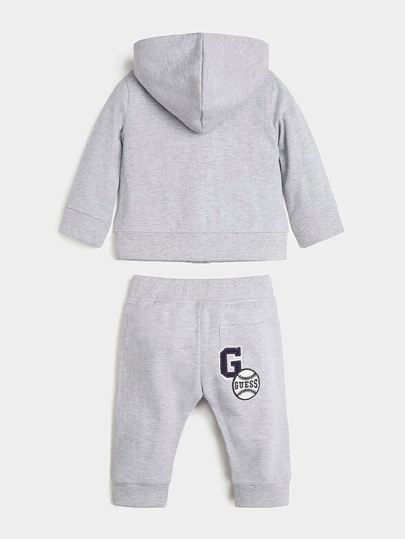 Sweatshirt and pants set - 2