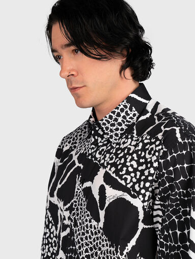 Cotton shirt with short sleeves and animal print - 4