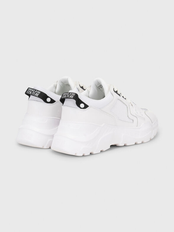 Sports shoes with contrast logo details - 3
