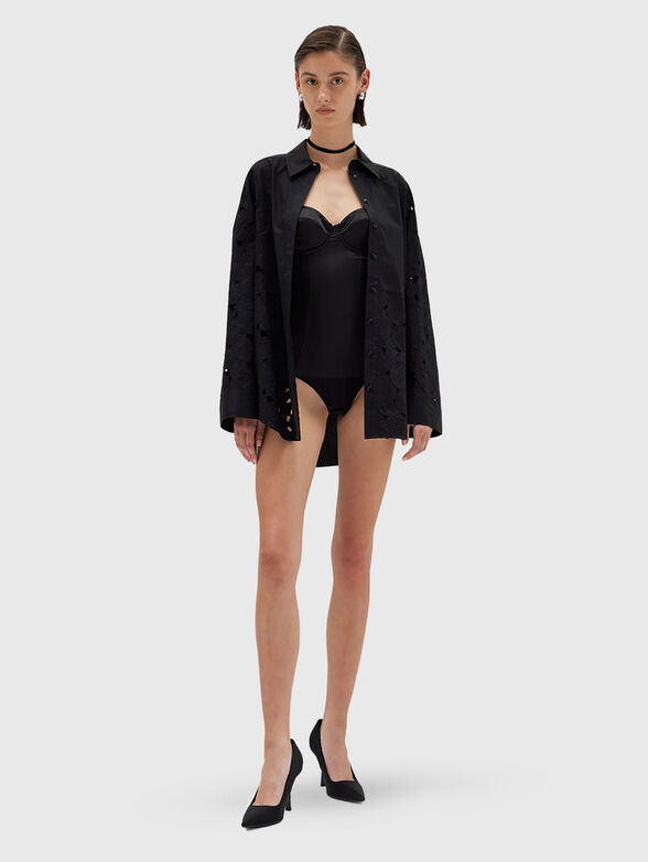 Oversized shirt with floral embroidery - 2
