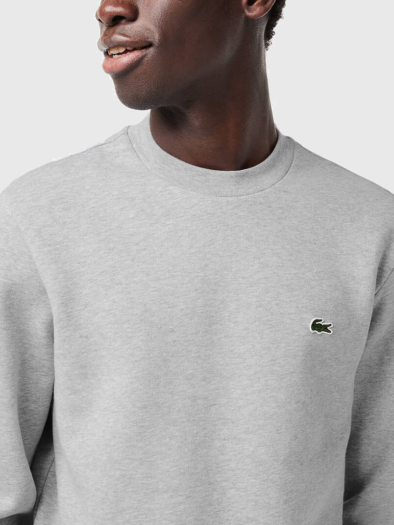 Black sweatshirt with logo accent  - 3