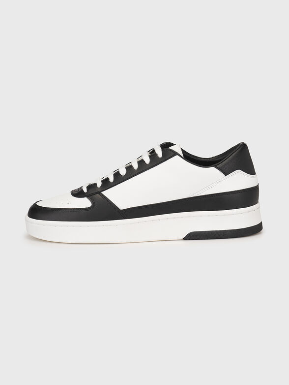 White sneakers with black details - 4