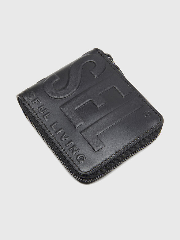 Wallet with embossed logo lettering - 4