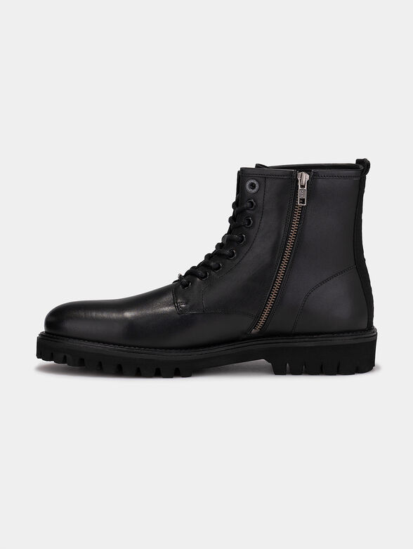 Trucker leather ankle boots - 4