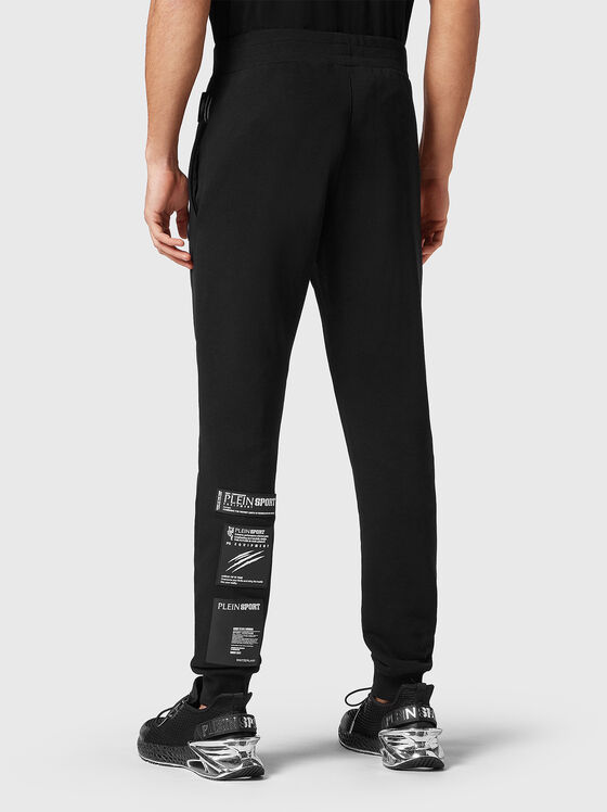 Pantaloni sport negri cu petice cu logo  - 2