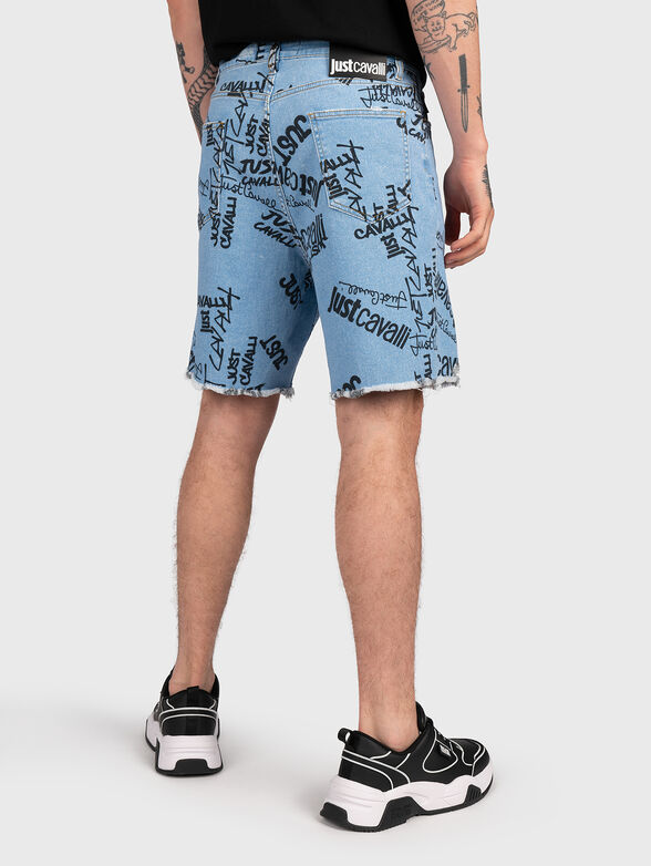 Denim shorts with art logo print - 2
