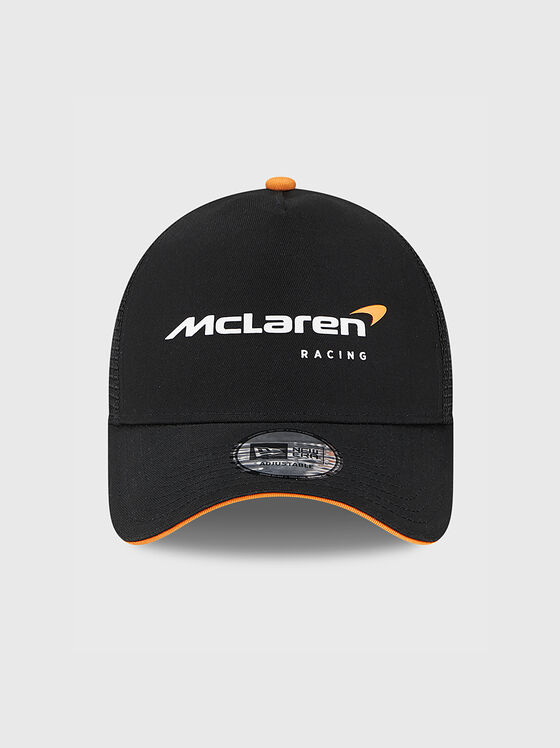 Black hat with contrast elements - 1