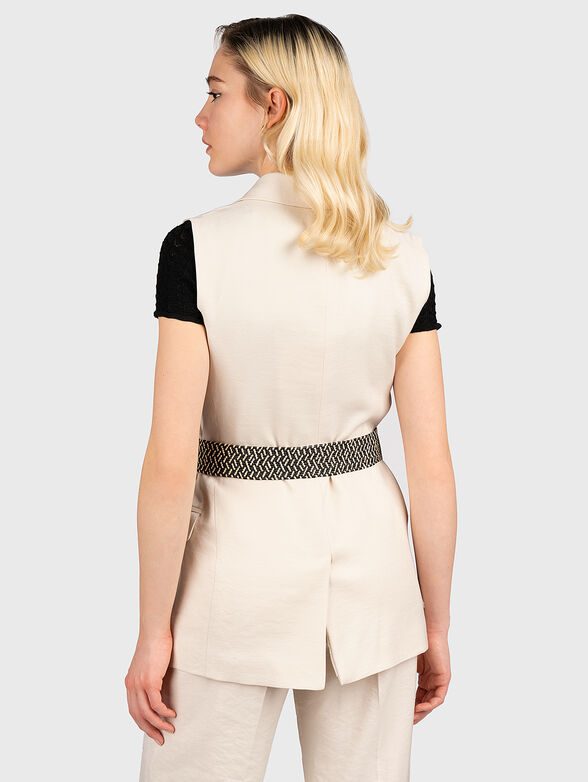Sleeveless jacket with belt - 2