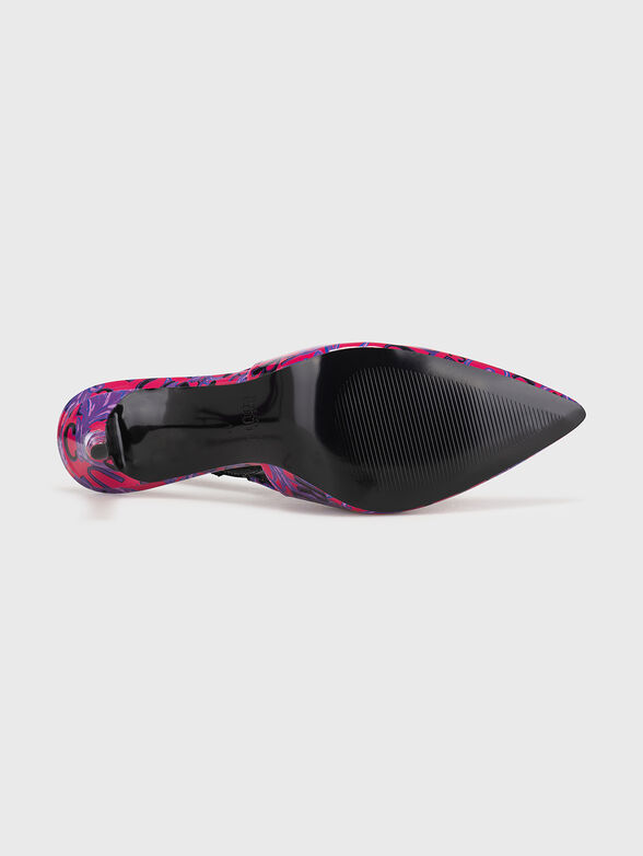 SCARLETT heeled shoes with logo accents - 5