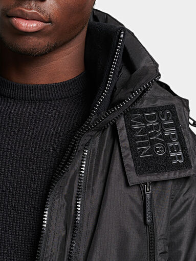 Triple-layered two-way zip fastening jacket - 4
