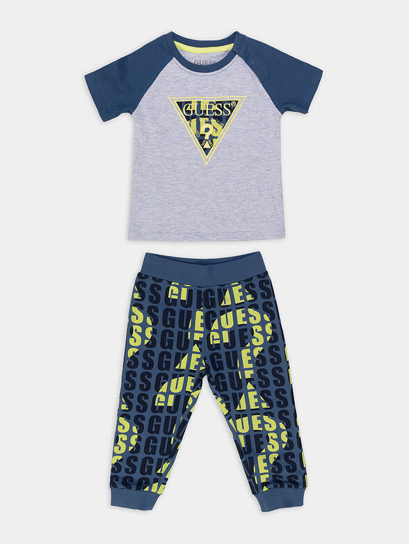 Set of T-shirt and sports pants - 1