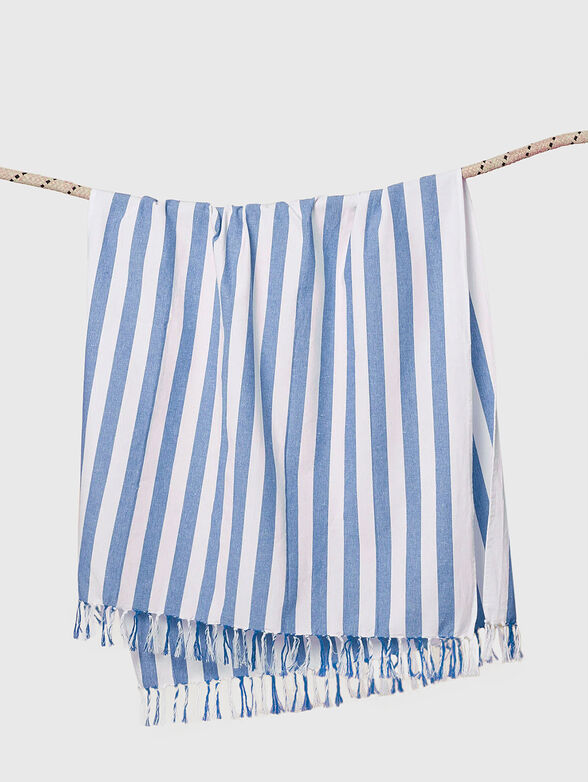 SUMMER GLAM beach towel with blue striped print - 2
