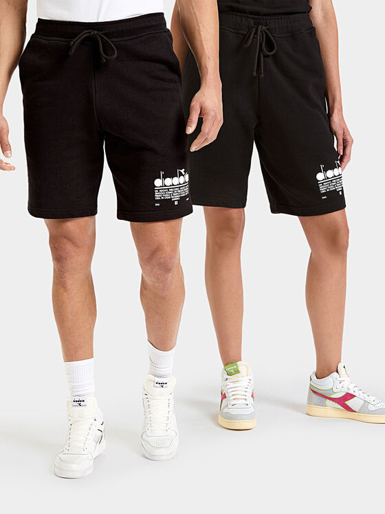 Pantaloni scurti negri unisex MANIFESTO - 1