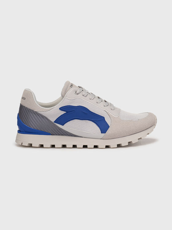 Sports shoes with contrasting appliqué - 1
