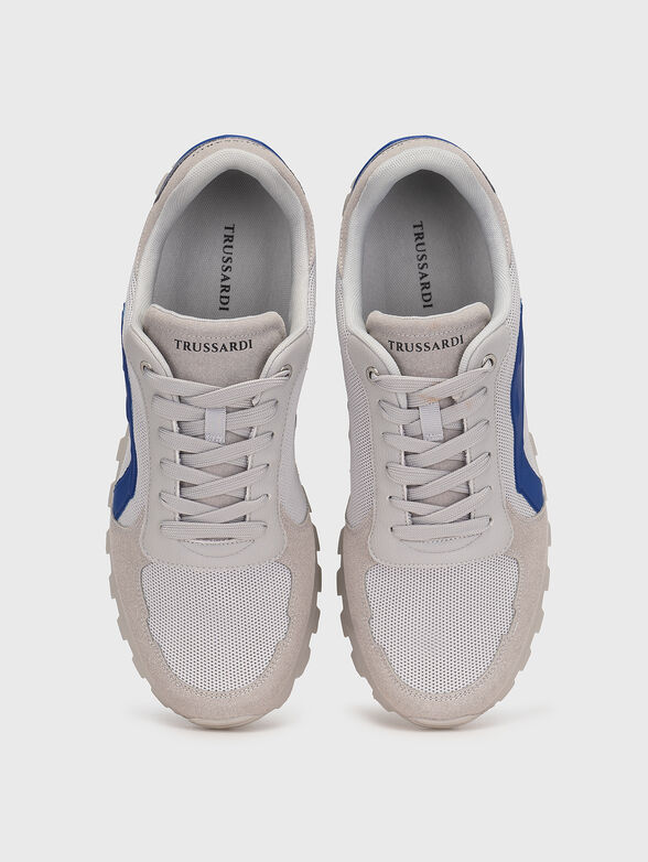 Sports shoes with contrasting appliqué - 6