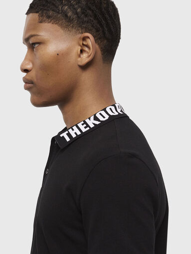 Black polo-shirt with accent collar - 5