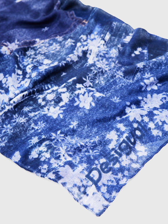 Scarf with floral and denim patterns - 4